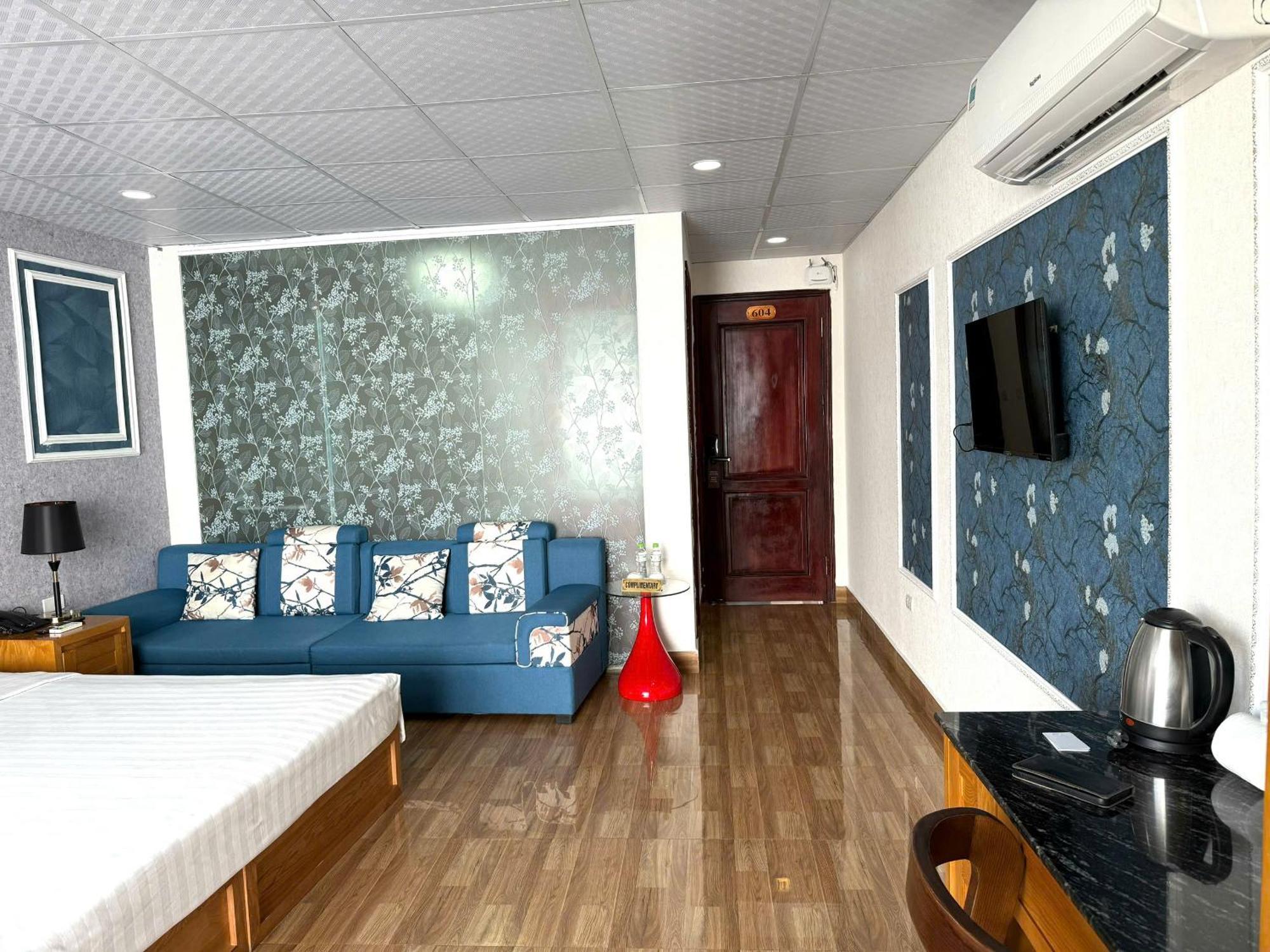 Holiday Suites Hotel & Spa — Photos 1