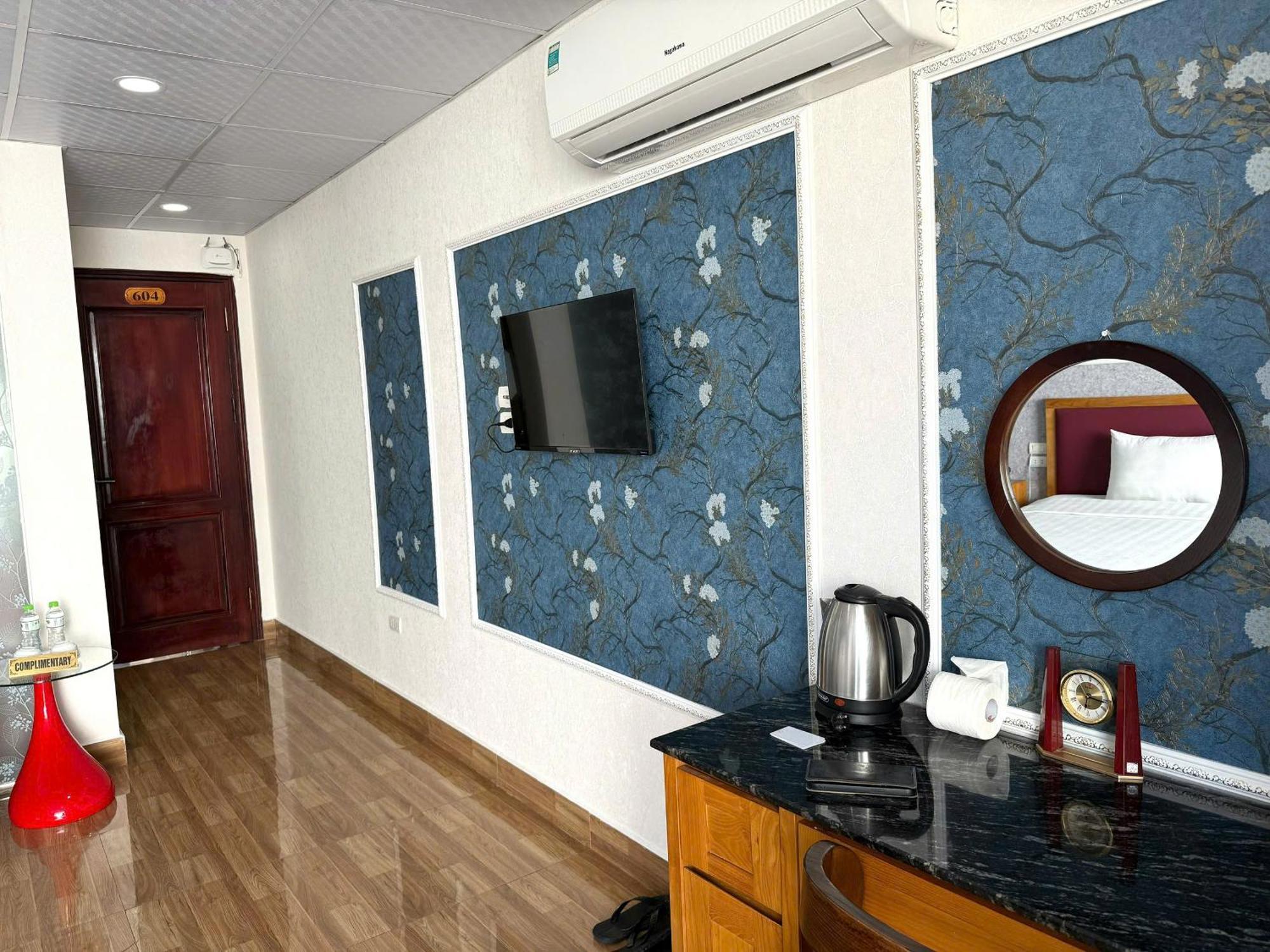 Holiday Suites Hotel & Spa — Photos 3